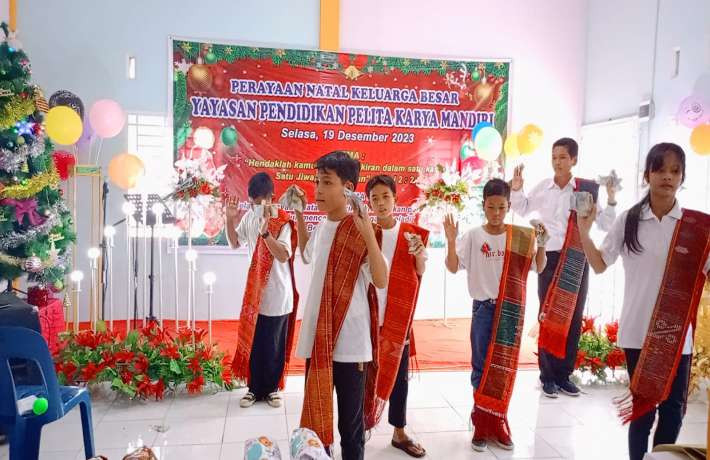 Perayaan Natal Keluarga Besar Yayasan Pendidikan Pelita Karya Mandiri Tahun 2023